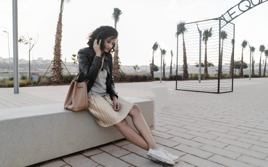 How to tone down a metallic pleated skirt?
